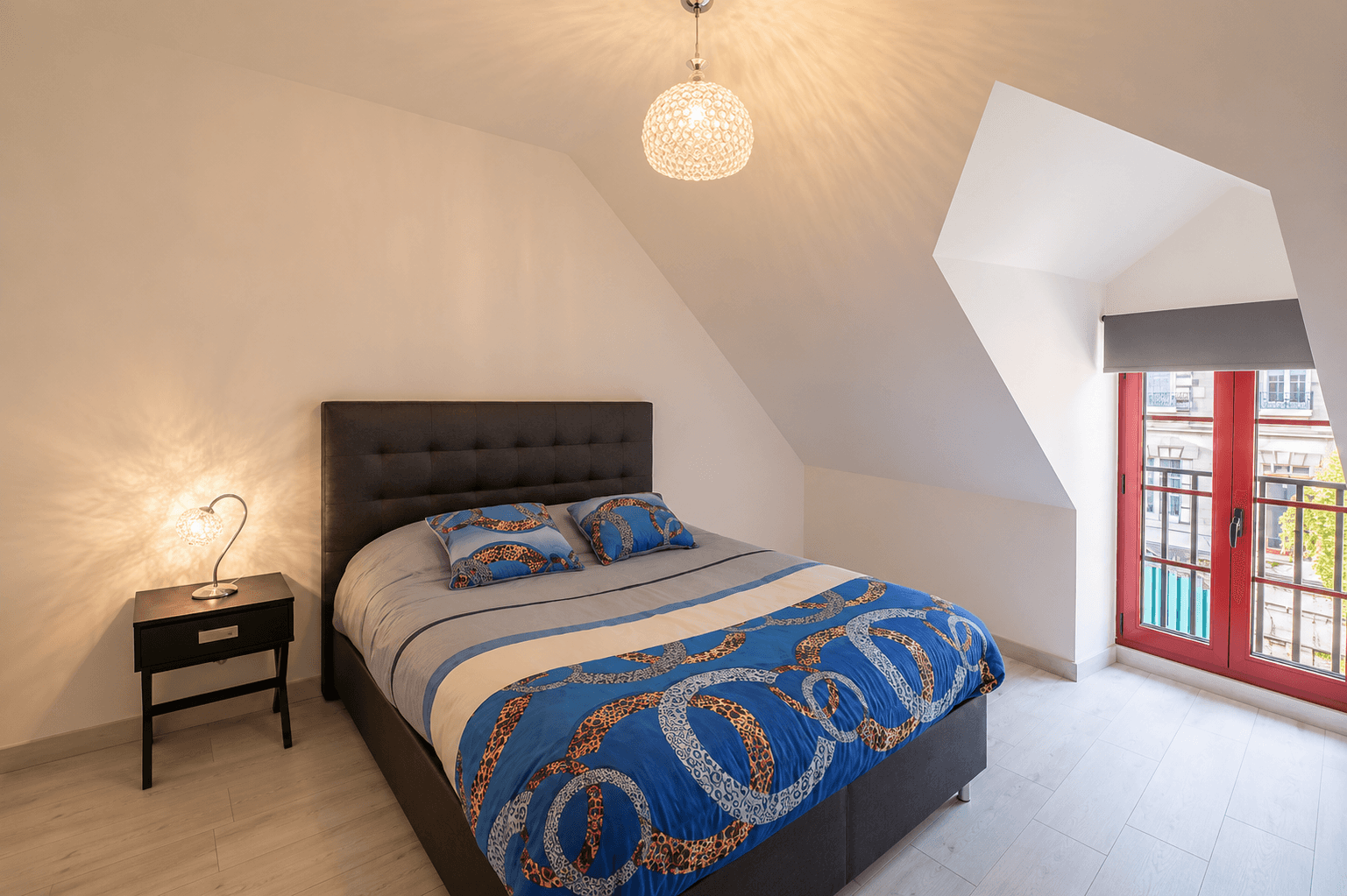 Chambre · sous les toits